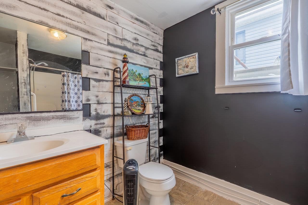 314 THIRD ST, SHENANDOAH, Virginia 22849, 3 Bedrooms Bedrooms, ,1 BathroomBathrooms,Residential,314 THIRD ST,668451 MLS # 668451