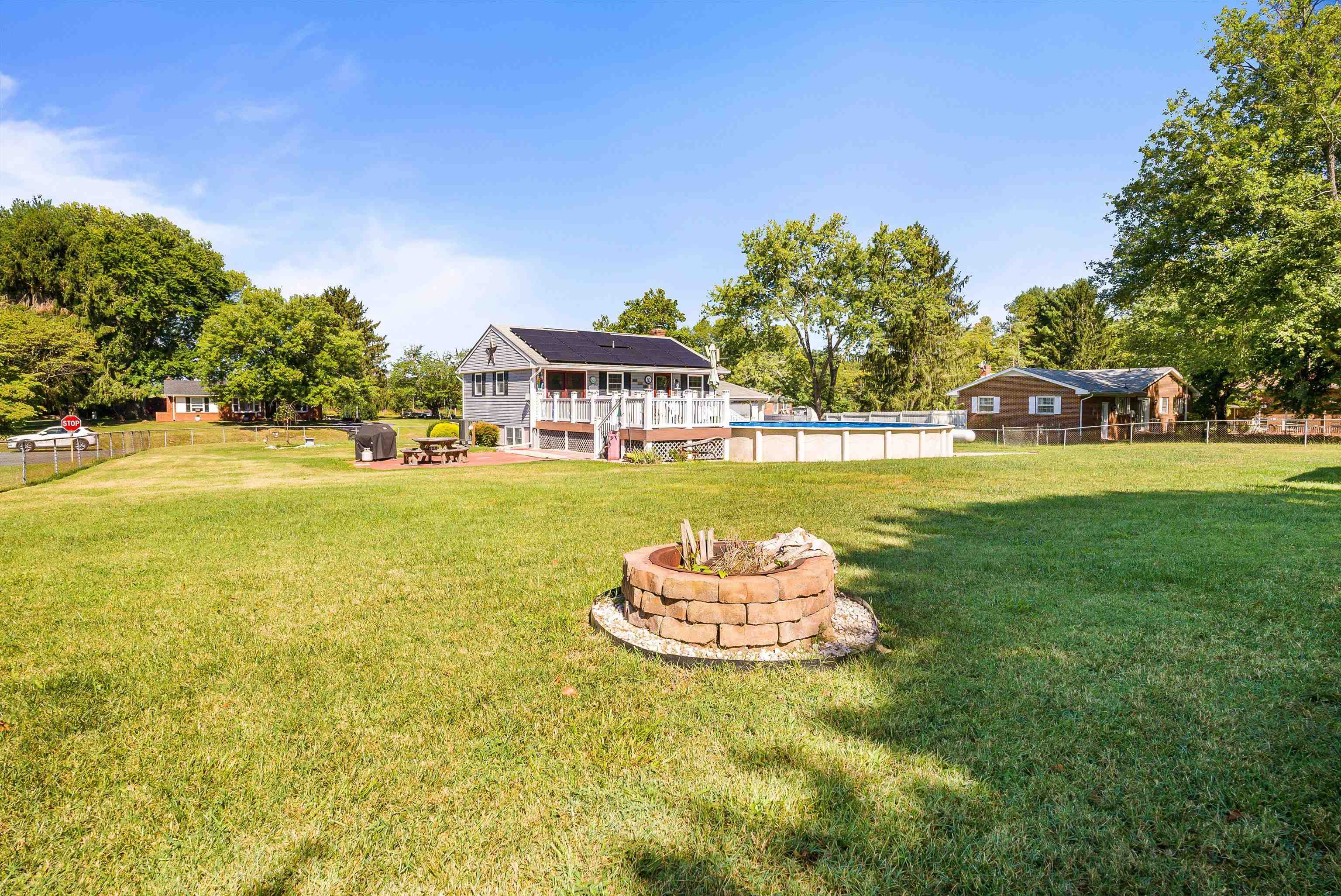 24 ESSEX RD, GROTTOES, Virginia 24441, 4 Bedrooms Bedrooms, ,2 BathroomsBathrooms,Residential,24 ESSEX RD,668456 MLS # 668456