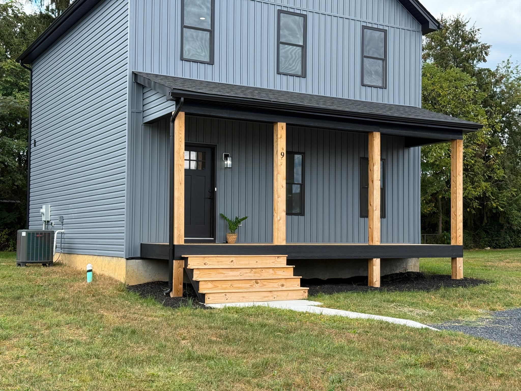 9 WALNUT ST, FISHERSVILLE, Virginia 22939, 3 Bedrooms Bedrooms, ,2 BathroomsBathrooms,Residential,9 WALNUT ST,668457 MLS # 668457