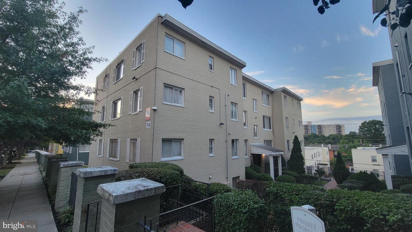 713 BRANDYWINE ST SE #301, WASHINGTON, District Of Columbia 20032, 2 Bedrooms Bedrooms, ,1 BathroomBathrooms,Residential,For sale,713 BRANDYWINE ST SE #301,DCDC2211672 MLS # DCDC2211672