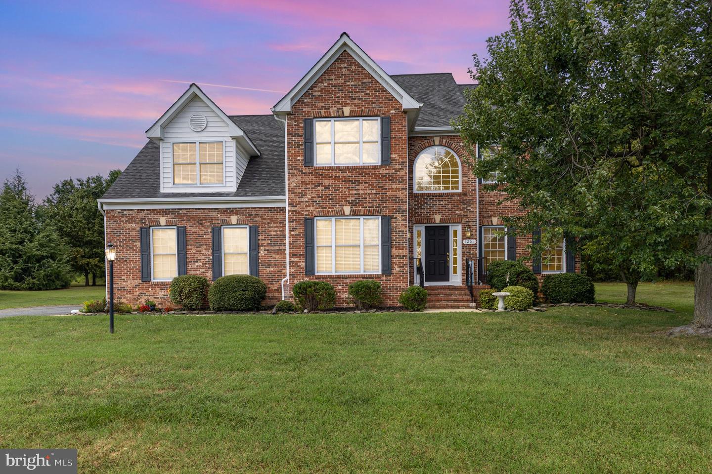 5201 HOFFMAN CT, FREDERICKSBURG, Virginia 22408, 4 Bedrooms Bedrooms, ,2 BathroomsBathrooms,Residential,For sale,5201 HOFFMAN CT,VASP2034898 MLS # VASP2034898