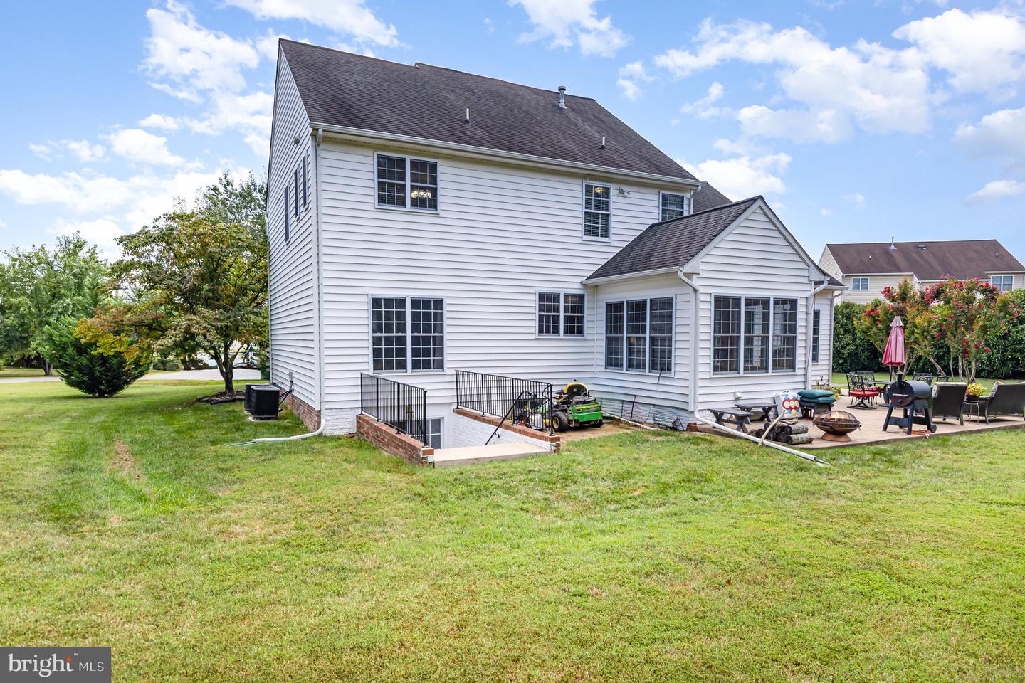 5201 HOFFMAN CT, FREDERICKSBURG, Virginia 22408, 4 Bedrooms Bedrooms, ,2 BathroomsBathrooms,Residential,For sale,5201 HOFFMAN CT,VASP2034898 MLS # VASP2034898