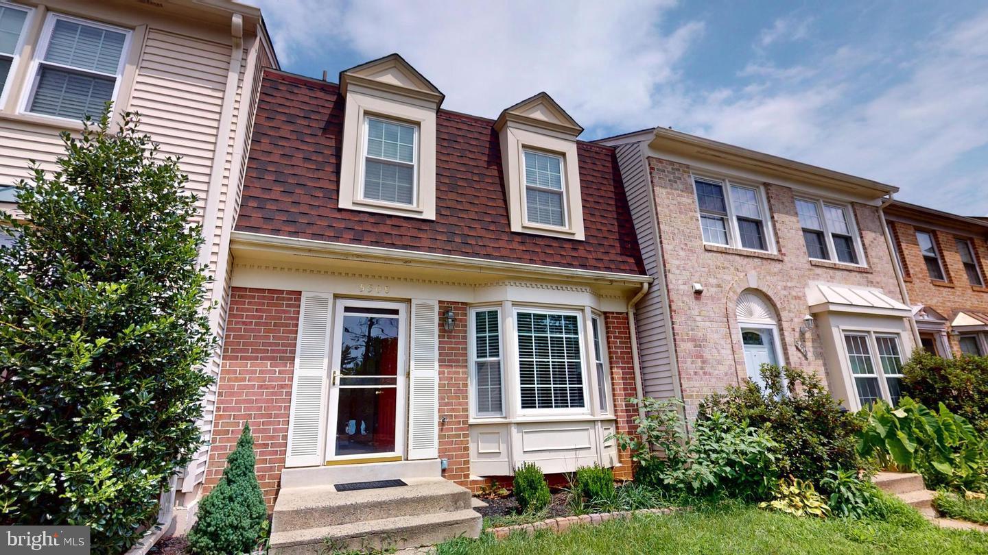 5508 LA CROSS CT, FAIRFAX, Virginia 22032, 3 Bedrooms Bedrooms, ,2 BathroomsBathrooms,Residential,For sale,5508 LA CROSS CT,VAFX2258036 MLS # VAFX2258036