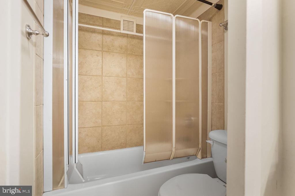 2500 N VAN DORN ST #517, ALEXANDRIA, Virginia 22302, 1 Room Rooms,1 BathroomBathrooms,Residential,For sale,2500 N VAN DORN ST #517,VAAX2048090 MLS # VAAX2048090