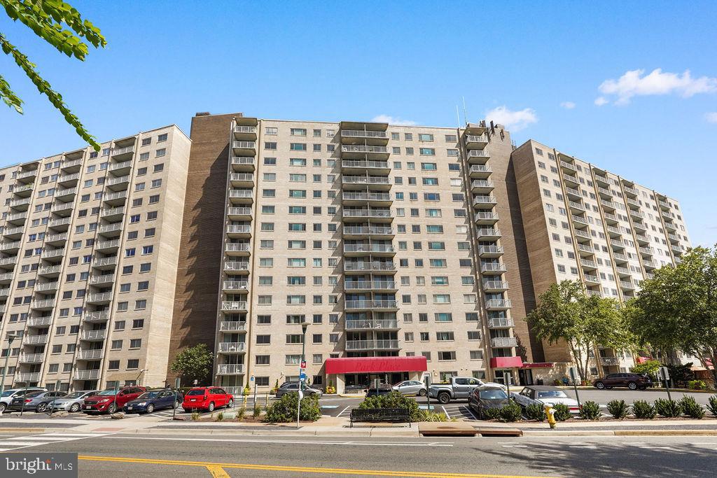 2500 N VAN DORN ST #517, ALEXANDRIA, Virginia 22302, 1 Room Rooms,1 BathroomBathrooms,Residential,For sale,2500 N VAN DORN ST #517,VAAX2048090 MLS # VAAX2048090