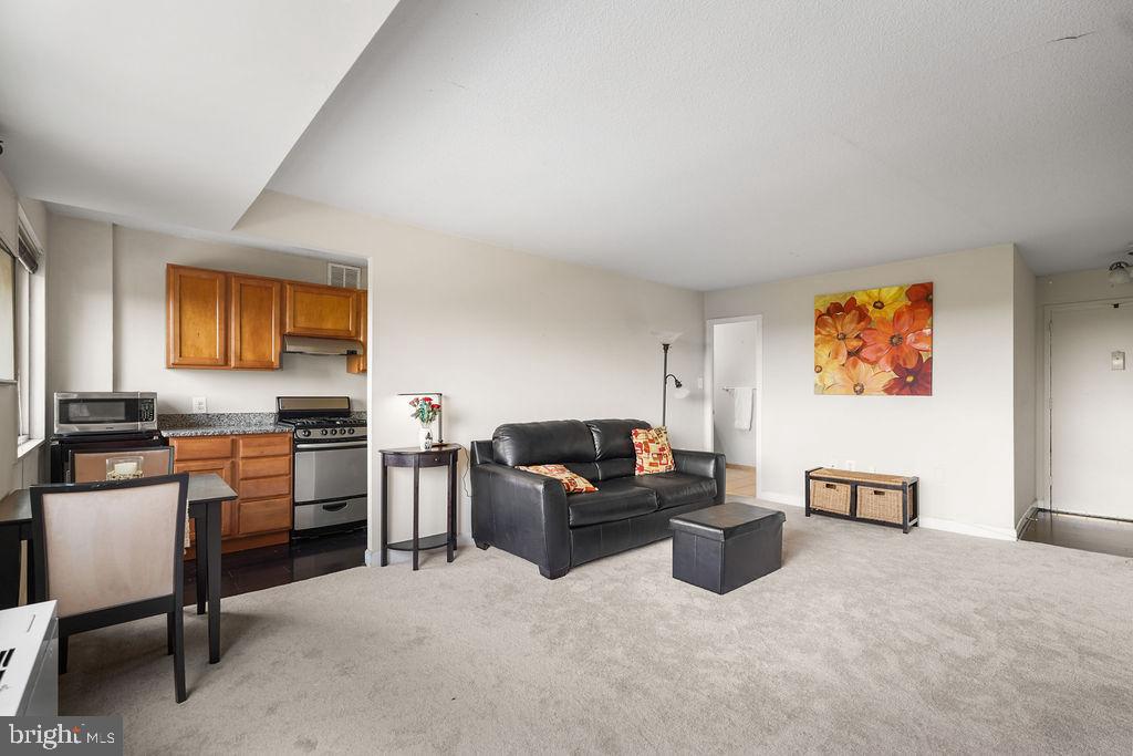 2500 N VAN DORN ST #517, ALEXANDRIA, Virginia 22302, 1 Room Rooms,1 BathroomBathrooms,Residential,For sale,2500 N VAN DORN ST #517,VAAX2048090 MLS # VAAX2048090