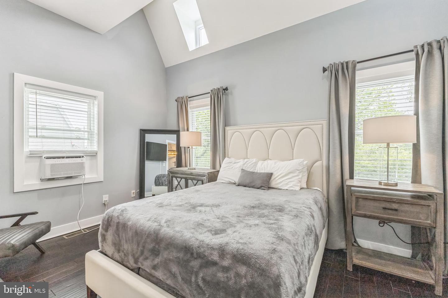 5623 KANSAS AVE NW, WASHINGTON, District Of Columbia 20011, 4 Bedrooms Bedrooms, ,3 BathroomsBathrooms,Residential,For sale,5623 KANSAS AVE NW,DCDC2213202 MLS # DCDC2213202
