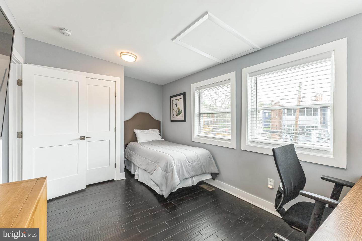 5623 KANSAS AVE NW, WASHINGTON, District Of Columbia 20011, 4 Bedrooms Bedrooms, ,3 BathroomsBathrooms,Residential,For sale,5623 KANSAS AVE NW,DCDC2213202 MLS # DCDC2213202