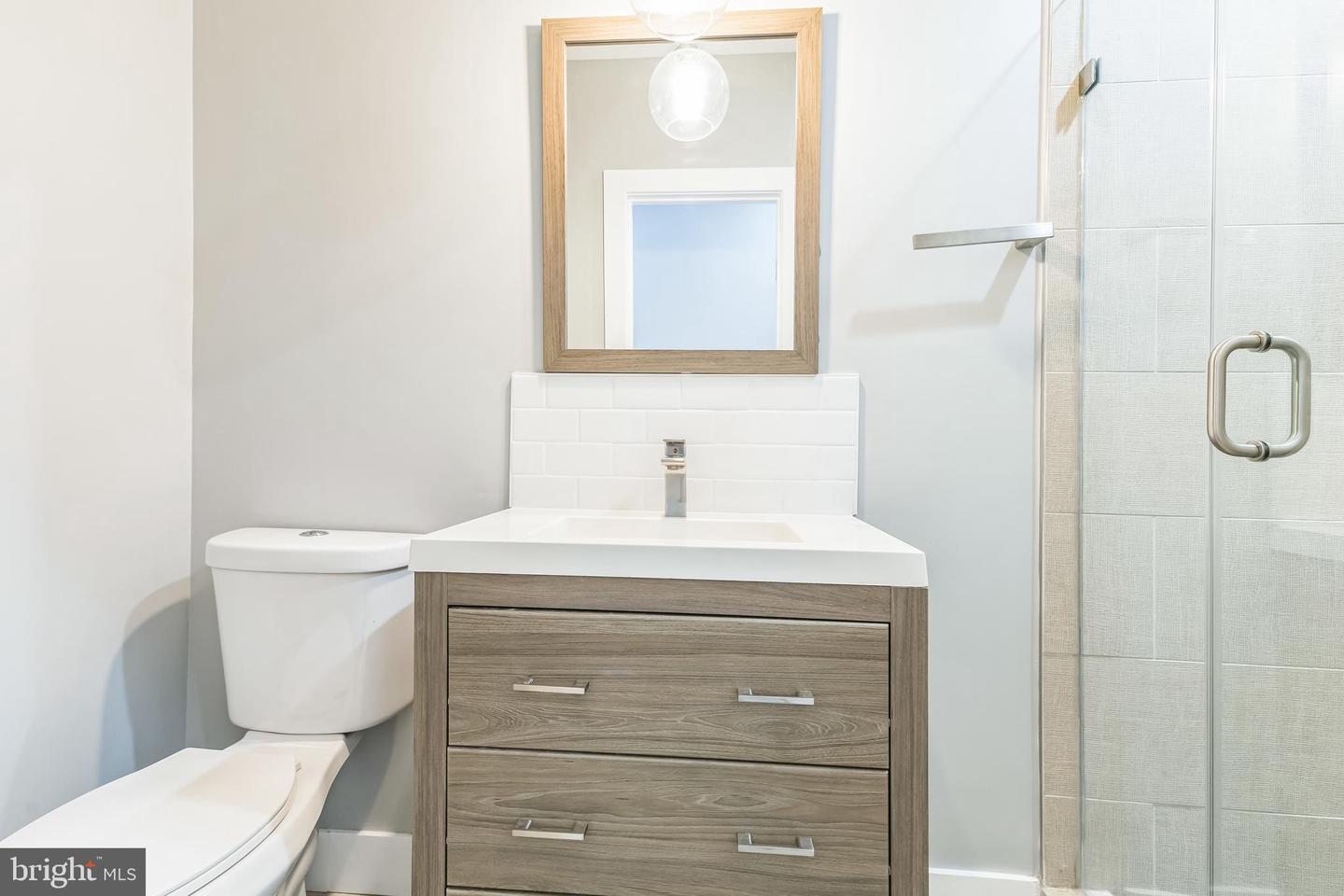 5623 KANSAS AVE NW, WASHINGTON, District Of Columbia 20011, 4 Bedrooms Bedrooms, ,3 BathroomsBathrooms,Residential,For sale,5623 KANSAS AVE NW,DCDC2213202 MLS # DCDC2213202