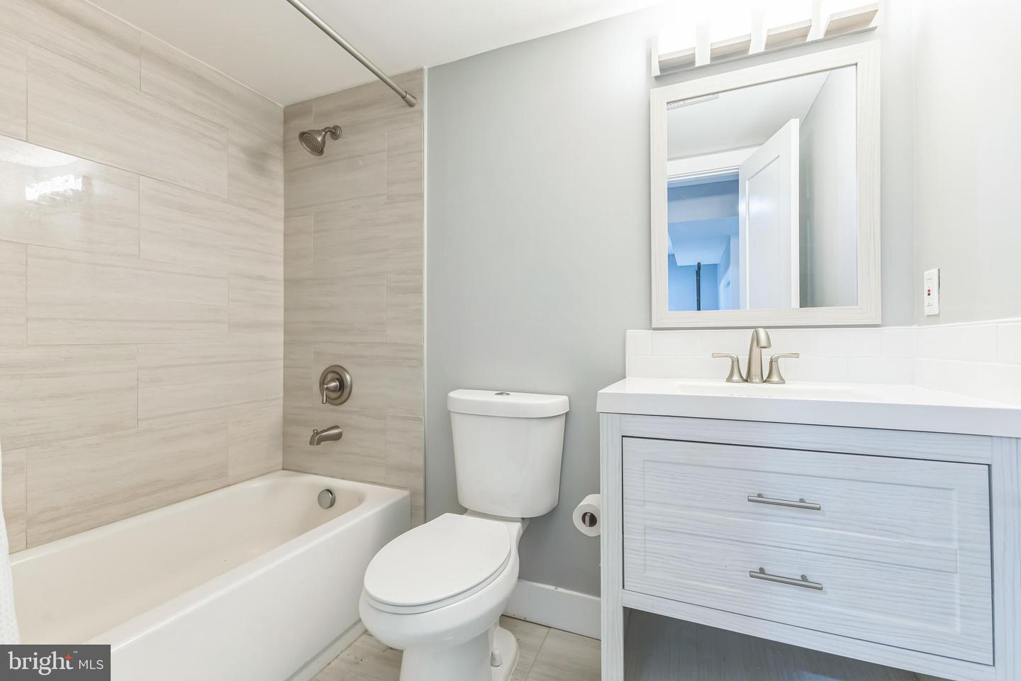 5623 KANSAS AVE NW, WASHINGTON, District Of Columbia 20011, 4 Bedrooms Bedrooms, ,3 BathroomsBathrooms,Residential,For sale,5623 KANSAS AVE NW,DCDC2213202 MLS # DCDC2213202