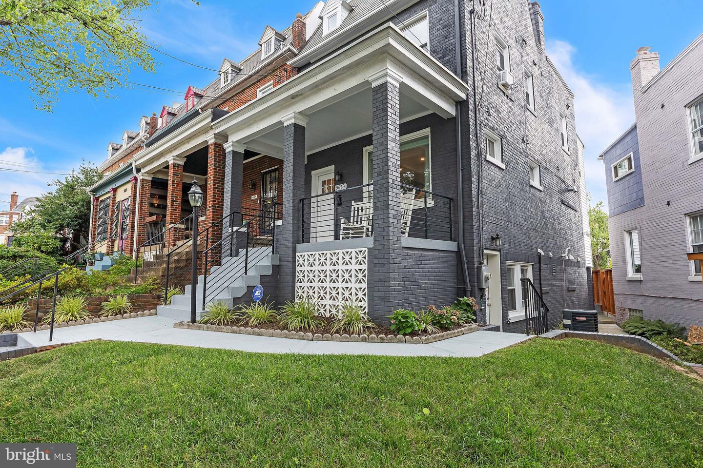 5623 KANSAS AVE NW, WASHINGTON, District Of Columbia 20011, 4 Bedrooms Bedrooms, ,3 BathroomsBathrooms,Residential,For sale,5623 KANSAS AVE NW,DCDC2213202 MLS # DCDC2213202