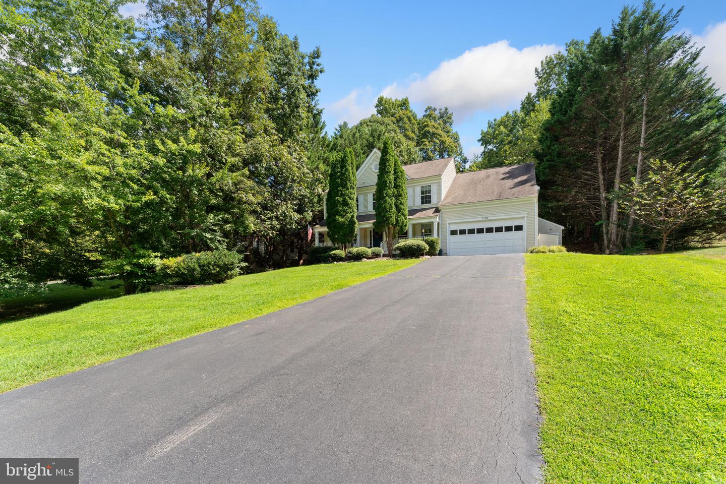 7124 DARK FOREST DR, MANASSAS, Virginia 20112, 6 Bedrooms Bedrooms, ,4 BathroomsBathrooms,Residential,For sale,7124 DARK FOREST DR,VAPW2100562 MLS # VAPW2100562