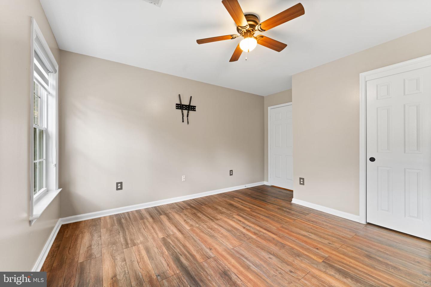 7124 DARK FOREST DR, MANASSAS, Virginia 20112, 6 Bedrooms Bedrooms, ,4 BathroomsBathrooms,Residential,For sale,7124 DARK FOREST DR,VAPW2100562 MLS # VAPW2100562