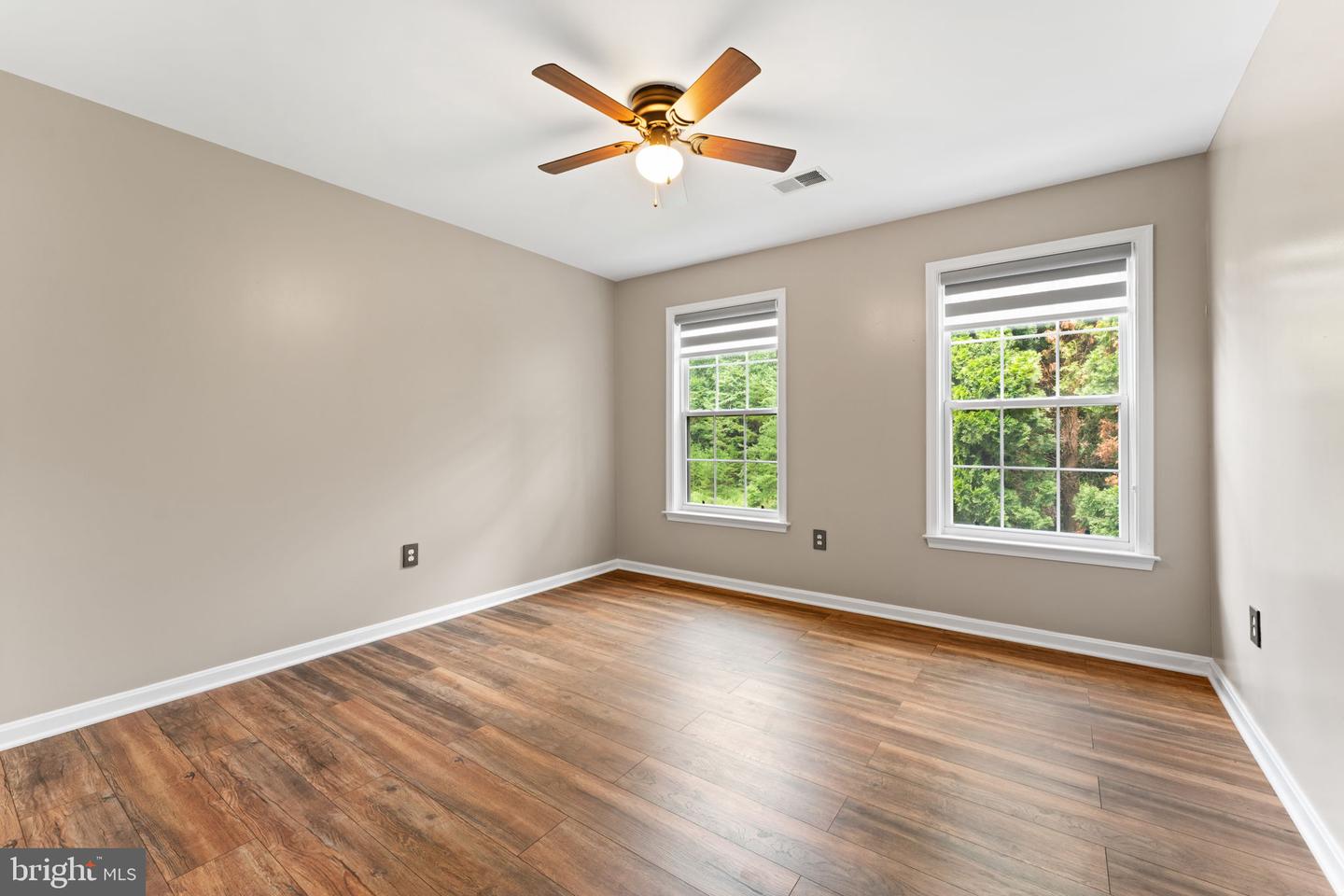 7124 DARK FOREST DR, MANASSAS, Virginia 20112, 6 Bedrooms Bedrooms, ,4 BathroomsBathrooms,Residential,For sale,7124 DARK FOREST DR,VAPW2100562 MLS # VAPW2100562