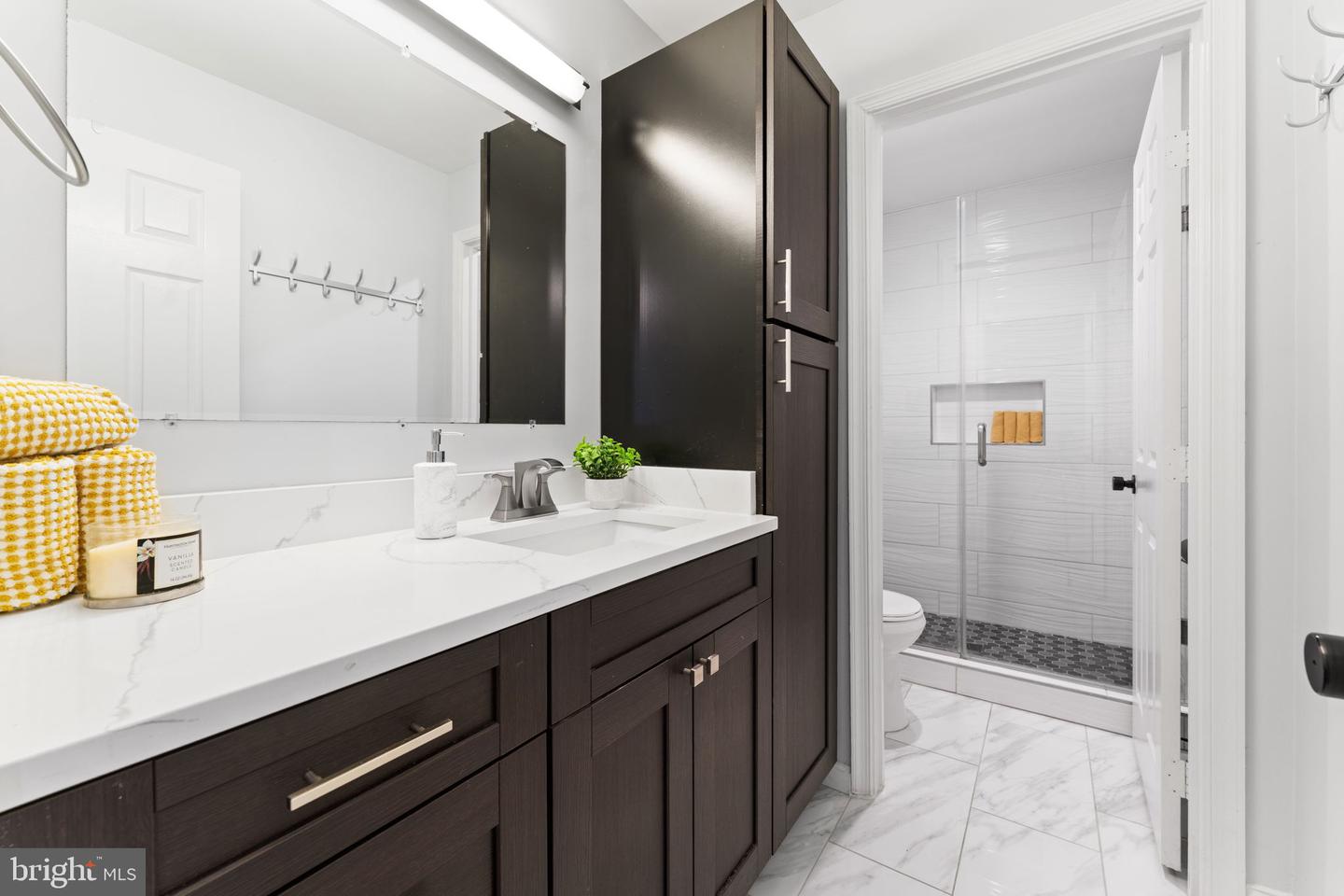 7124 DARK FOREST DR, MANASSAS, Virginia 20112, 6 Bedrooms Bedrooms, ,4 BathroomsBathrooms,Residential,For sale,7124 DARK FOREST DR,VAPW2100562 MLS # VAPW2100562