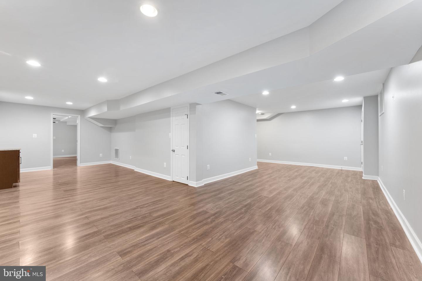 7124 DARK FOREST DR, MANASSAS, Virginia 20112, 6 Bedrooms Bedrooms, ,4 BathroomsBathrooms,Residential,For sale,7124 DARK FOREST DR,VAPW2100562 MLS # VAPW2100562