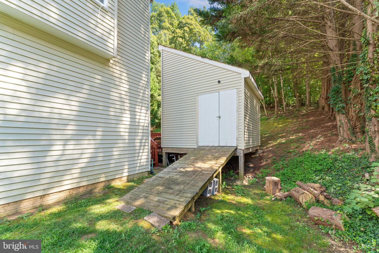 7124 DARK FOREST DR, MANASSAS, Virginia 20112, 6 Bedrooms Bedrooms, ,4 BathroomsBathrooms,Residential,For sale,7124 DARK FOREST DR,VAPW2100562 MLS # VAPW2100562