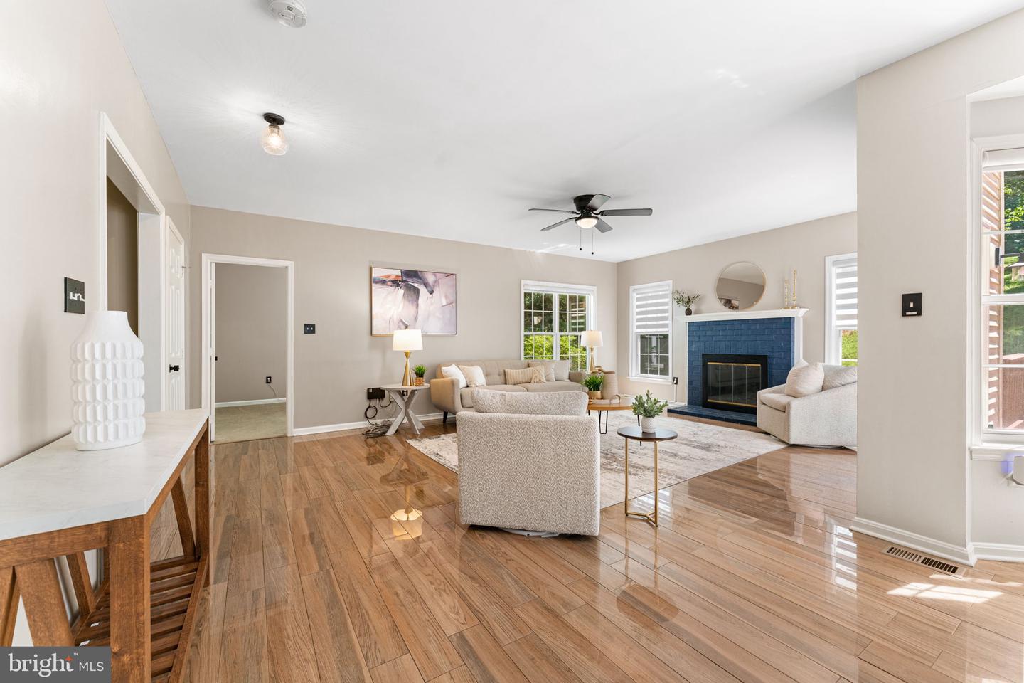 7124 DARK FOREST DR, MANASSAS, Virginia 20112, 6 Bedrooms Bedrooms, ,4 BathroomsBathrooms,Residential,For sale,7124 DARK FOREST DR,VAPW2100562 MLS # VAPW2100562