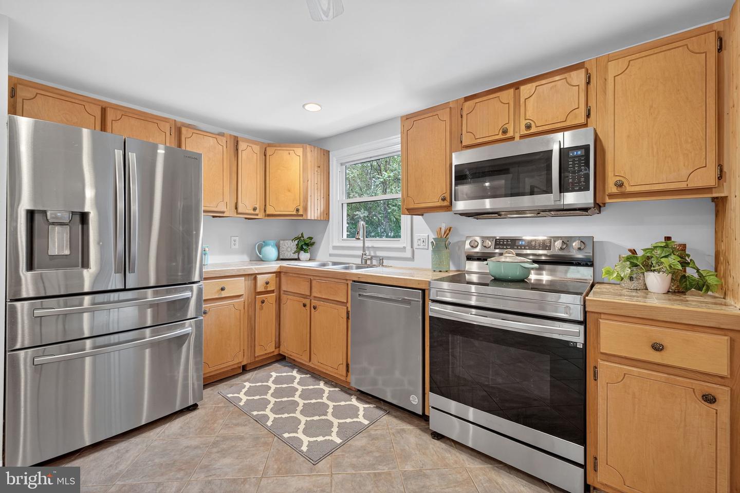 11505 BITTLE LN, NOKESVILLE, Virginia 20181, 3 Bedrooms Bedrooms, ,3 BathroomsBathrooms,Residential,For sale,11505 BITTLE LN,VAPW2100812 MLS # VAPW2100812
