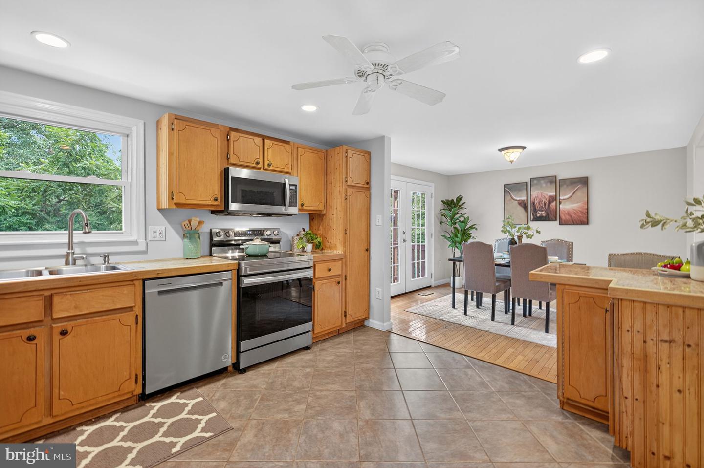 11505 BITTLE LN, NOKESVILLE, Virginia 20181, 3 Bedrooms Bedrooms, ,3 BathroomsBathrooms,Residential,For sale,11505 BITTLE LN,VAPW2100812 MLS # VAPW2100812