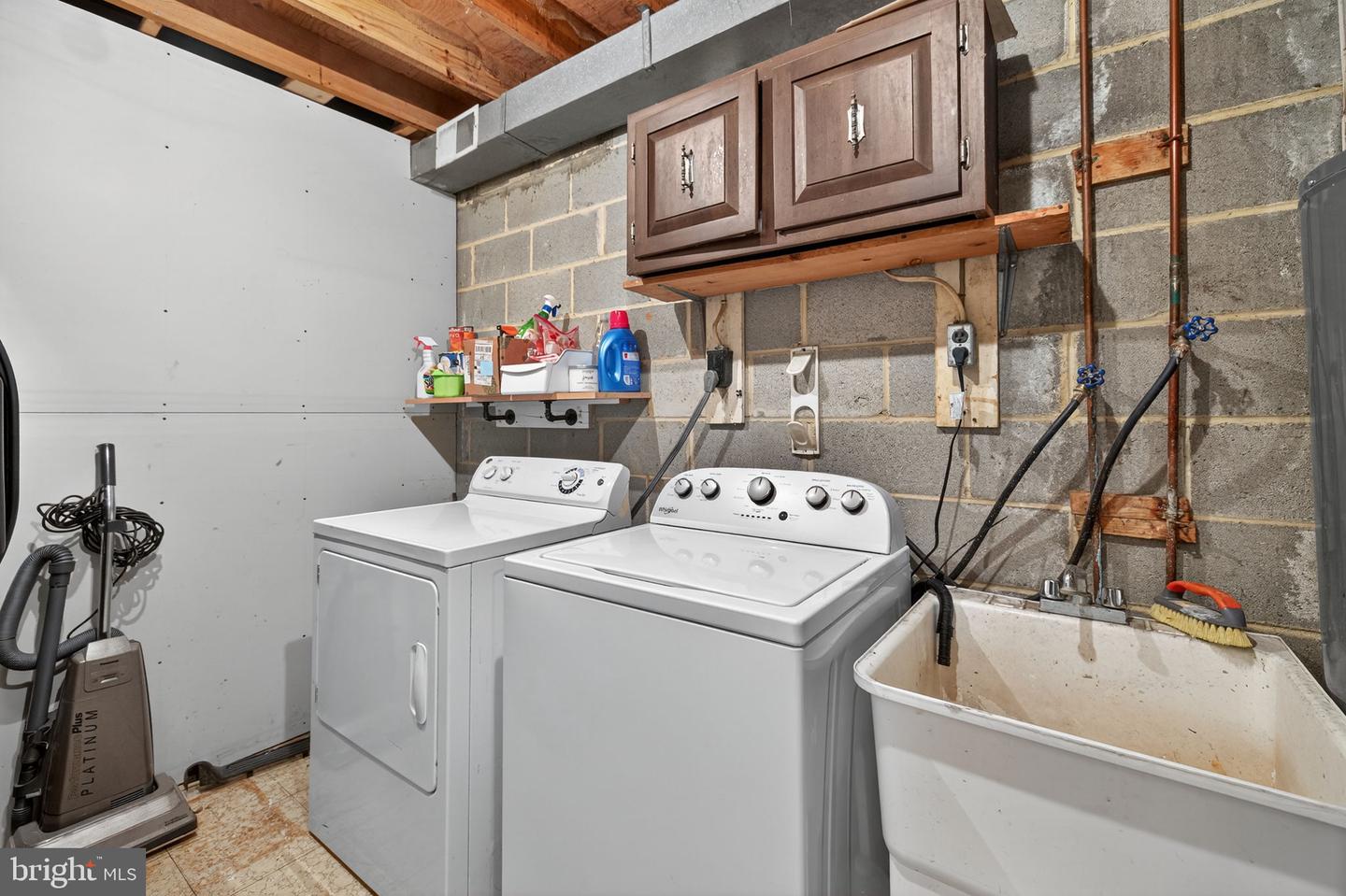 11505 BITTLE LN, NOKESVILLE, Virginia 20181, 3 Bedrooms Bedrooms, ,3 BathroomsBathrooms,Residential,For sale,11505 BITTLE LN,VAPW2100812 MLS # VAPW2100812