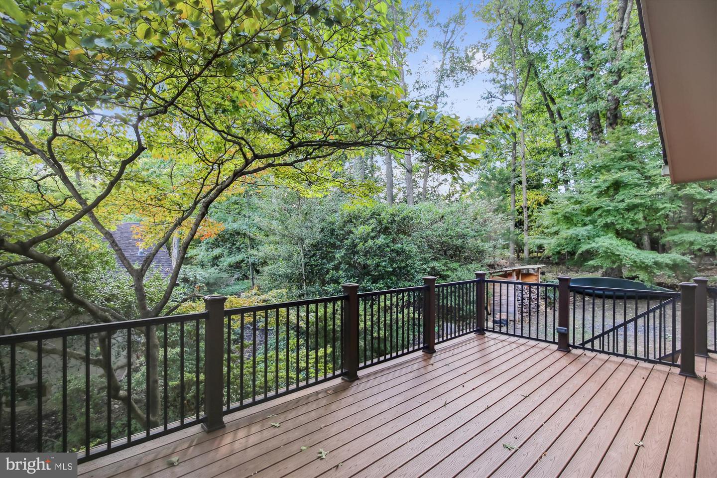 11221 S SHORE RD, RESTON, Virginia 20190, 4 Bedrooms Bedrooms, ,3 BathroomsBathrooms,Residential,For sale,11221 S SHORE RD,VAFX2259606 MLS # VAFX2259606