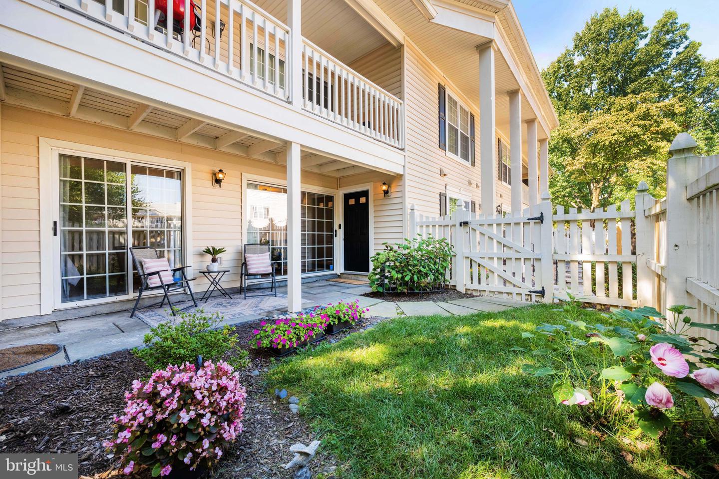 10203-A WILLOW MIST CT #73, OAKTON, Virginia 22124, 2 Bedrooms Bedrooms, ,2 BathroomsBathrooms,Residential,For sale,10203-A WILLOW MIST CT #73,VAFX2260484 MLS # VAFX2260484