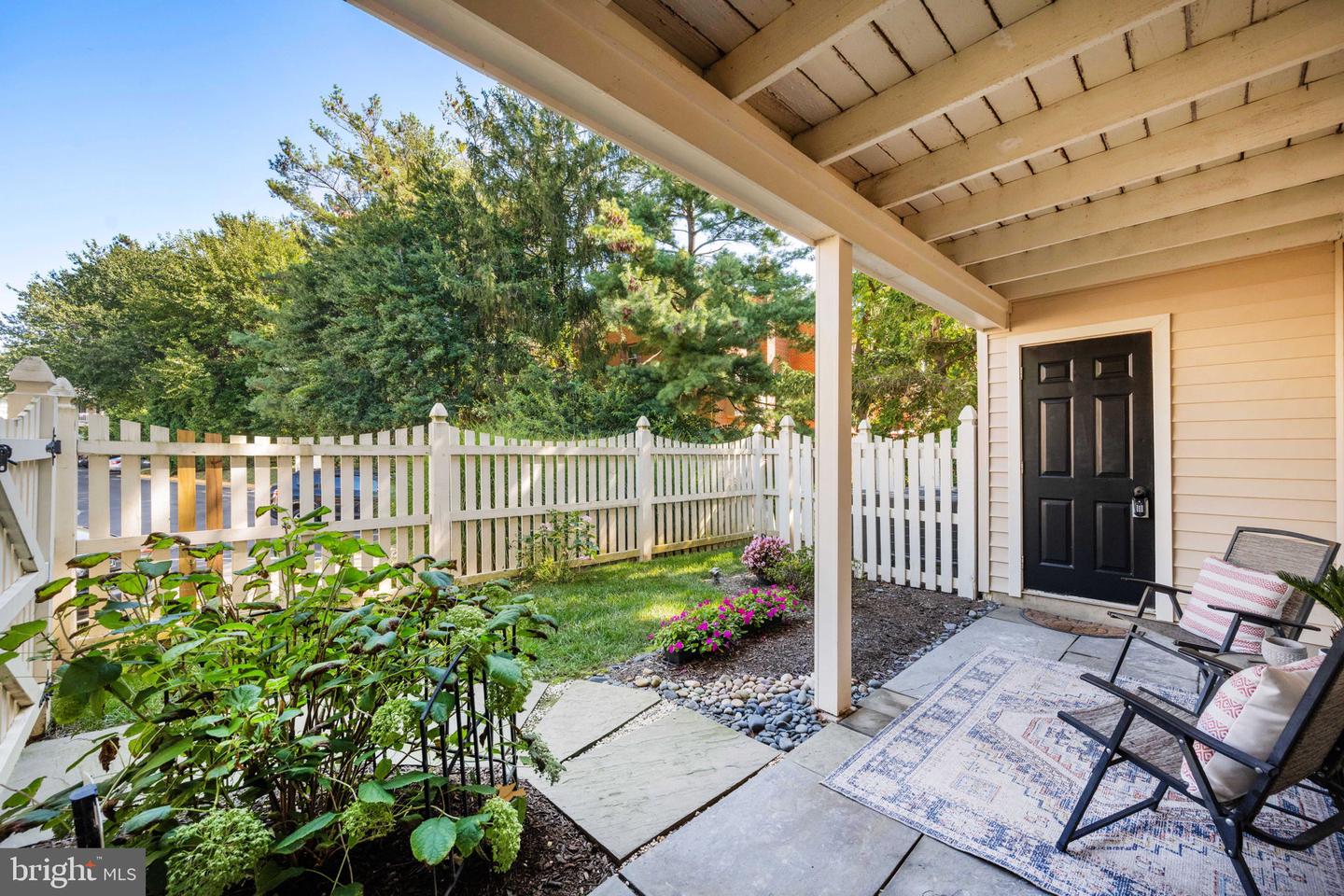 10203-A WILLOW MIST CT #73, OAKTON, Virginia 22124, 2 Bedrooms Bedrooms, ,2 BathroomsBathrooms,Residential,For sale,10203-A WILLOW MIST CT #73,VAFX2260484 MLS # VAFX2260484