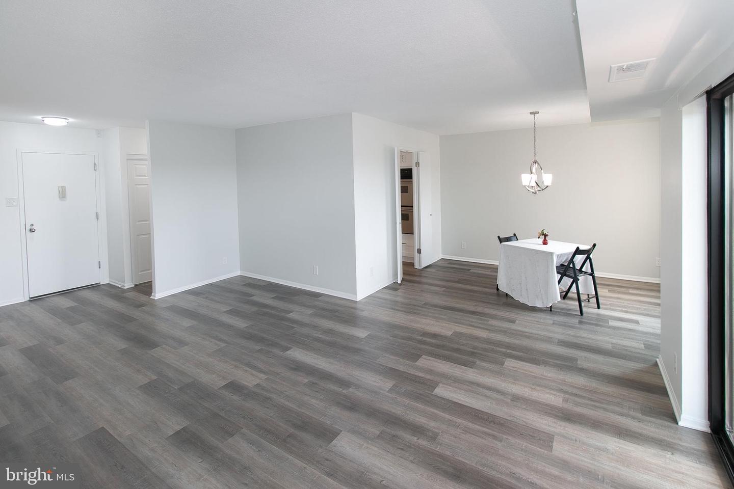 307 YOAKUM PKWY #1024, ALEXANDRIA, Virginia 22304, 2 Bedrooms Bedrooms, ,1 BathroomBathrooms,Residential,For sale,307 YOAKUM PKWY #1024,VAAX2048524 MLS # VAAX2048524