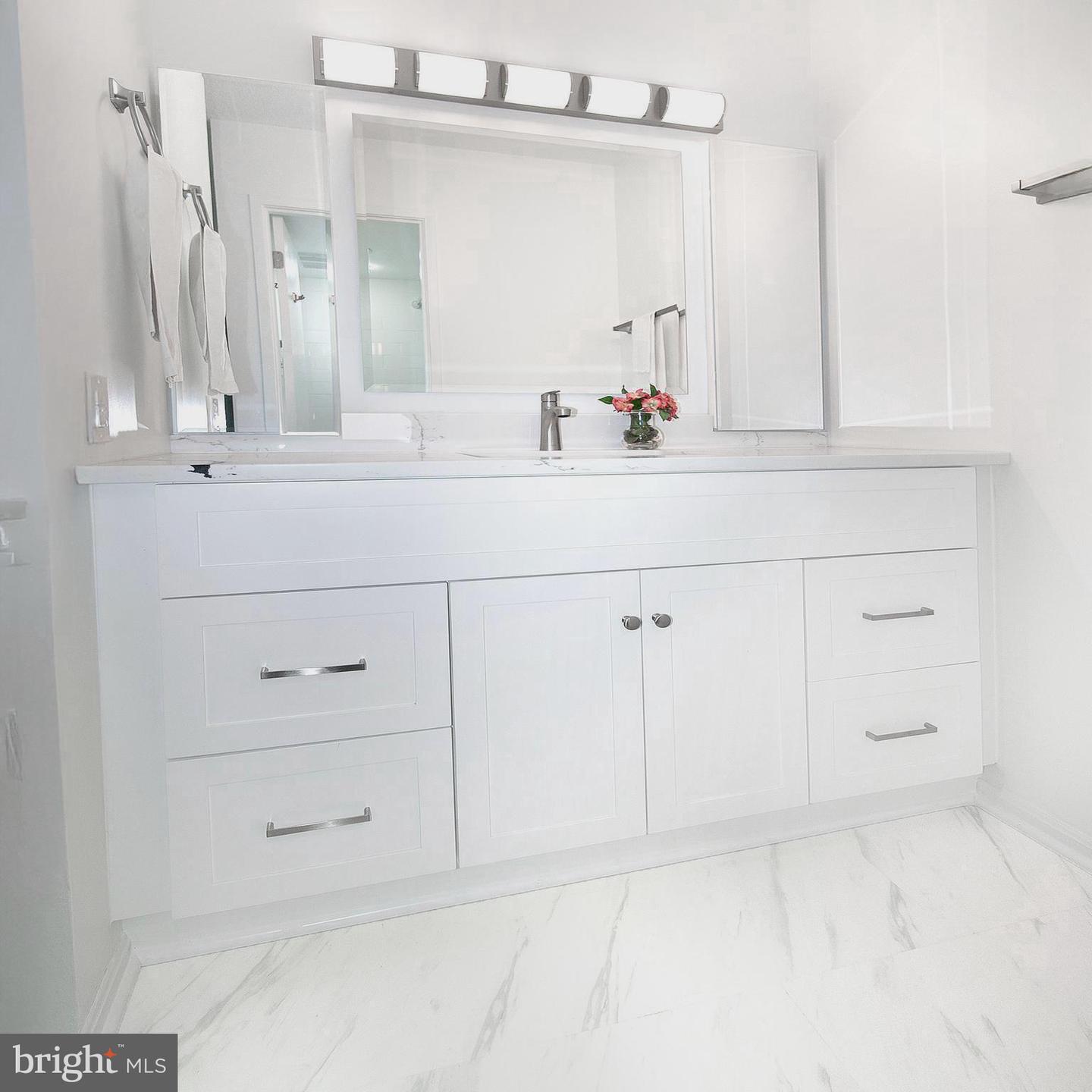 307 YOAKUM PKWY #1024, ALEXANDRIA, Virginia 22304, 2 Bedrooms Bedrooms, ,1 BathroomBathrooms,Residential,For sale,307 YOAKUM PKWY #1024,VAAX2048524 MLS # VAAX2048524