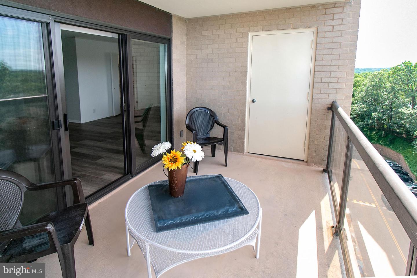 307 YOAKUM PKWY #1024, ALEXANDRIA, Virginia 22304, 2 Bedrooms Bedrooms, ,1 BathroomBathrooms,Residential,For sale,307 YOAKUM PKWY #1024,VAAX2048524 MLS # VAAX2048524