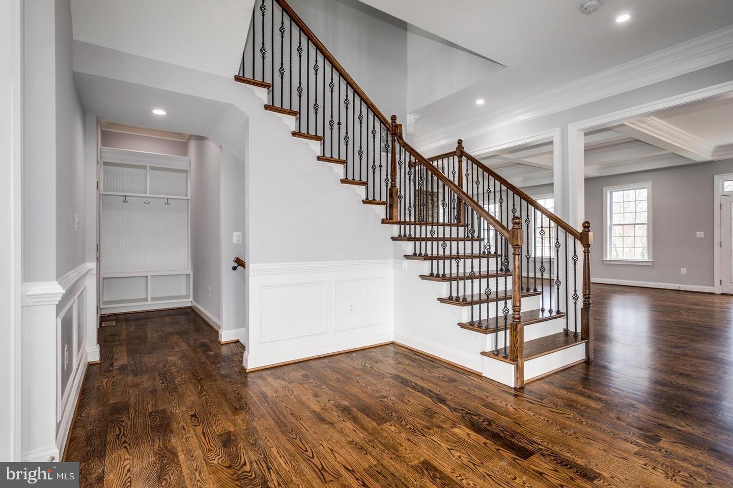 1800 GILSON ST, FALLS CHURCH, Virginia 22043, 6 Bedrooms Bedrooms, ,6 BathroomsBathrooms,Residential,For sale,1800 GILSON ST,VAFX2260938 MLS # VAFX2260938