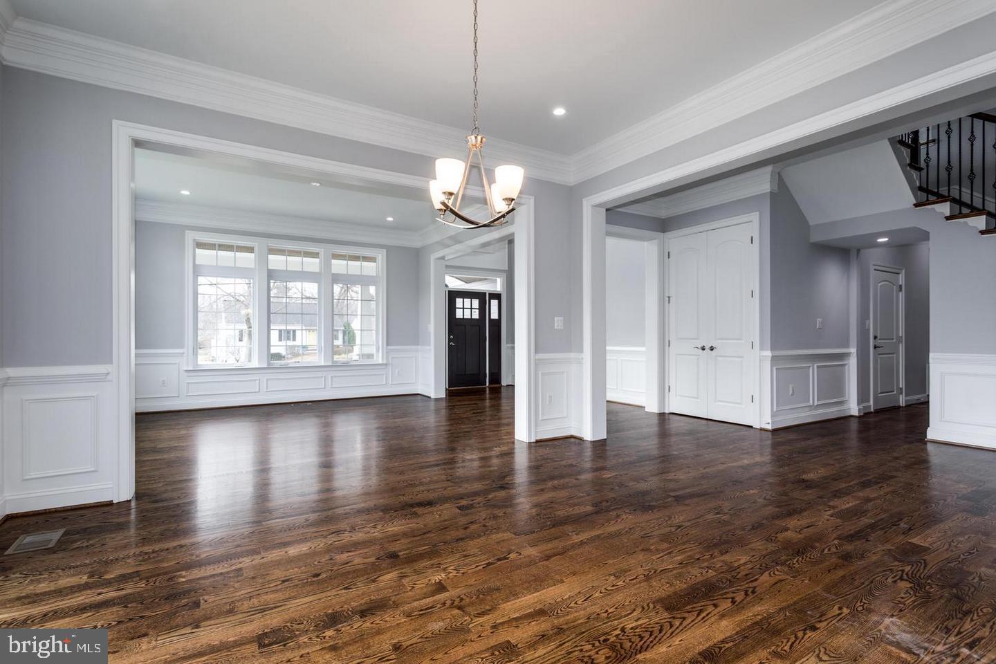 1800 GILSON ST, FALLS CHURCH, Virginia 22043, 6 Bedrooms Bedrooms, ,6 BathroomsBathrooms,Residential,For sale,1800 GILSON ST,VAFX2260938 MLS # VAFX2260938