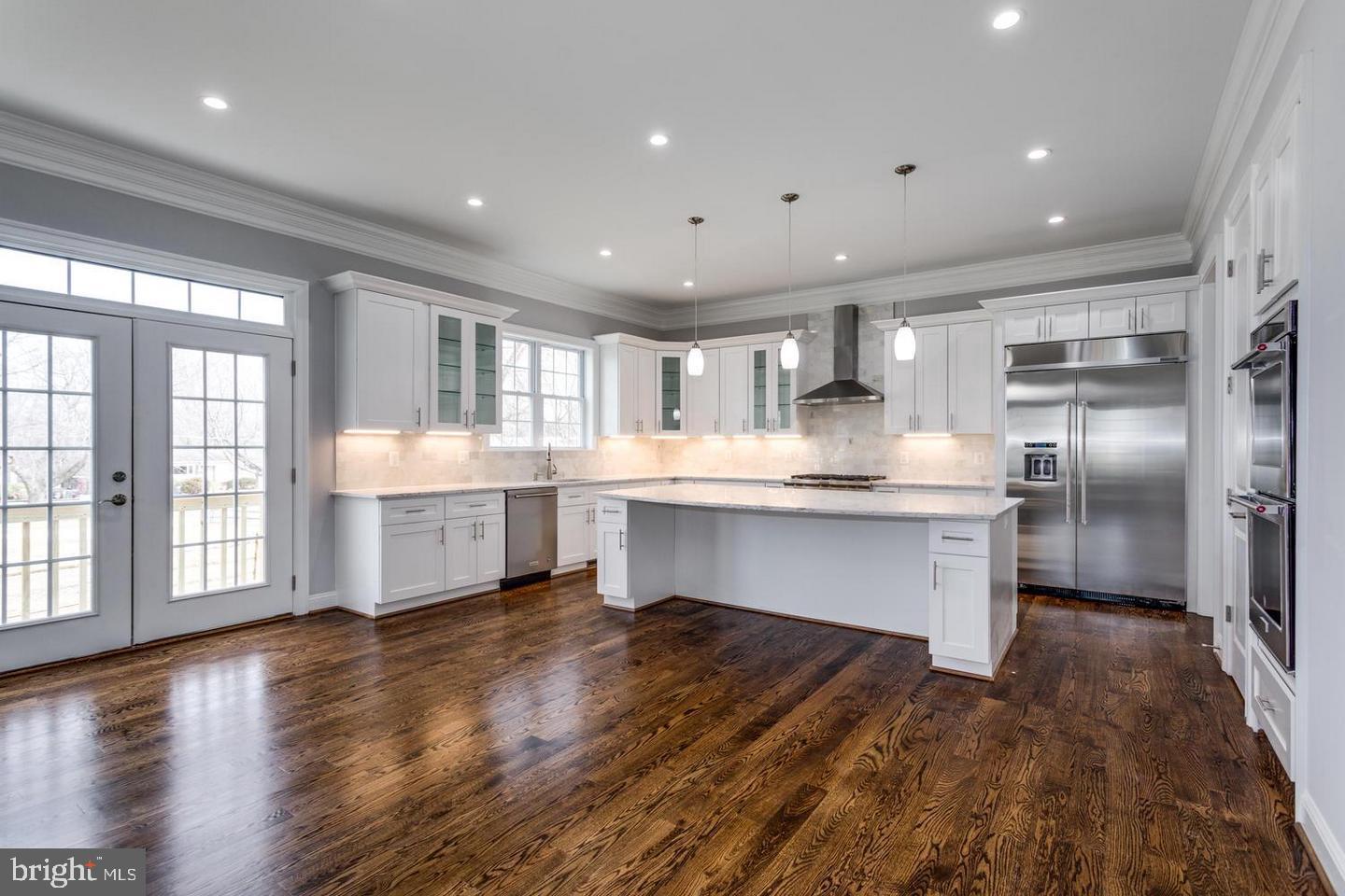 1800 GILSON ST, FALLS CHURCH, Virginia 22043, 6 Bedrooms Bedrooms, ,6 BathroomsBathrooms,Residential,For sale,1800 GILSON ST,VAFX2260938 MLS # VAFX2260938