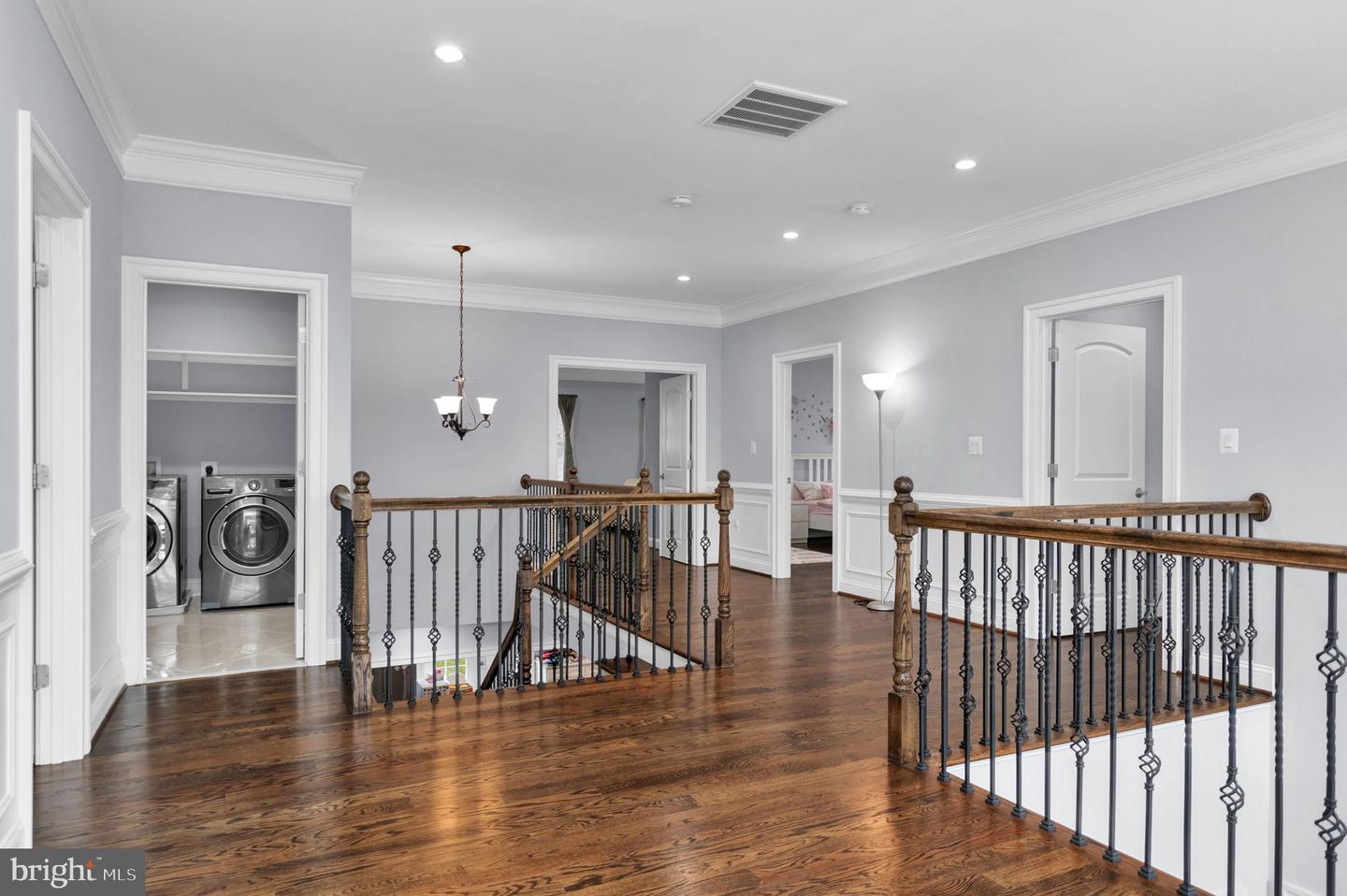 1800 GILSON ST, FALLS CHURCH, Virginia 22043, 6 Bedrooms Bedrooms, ,6 BathroomsBathrooms,Residential,For sale,1800 GILSON ST,VAFX2260938 MLS # VAFX2260938