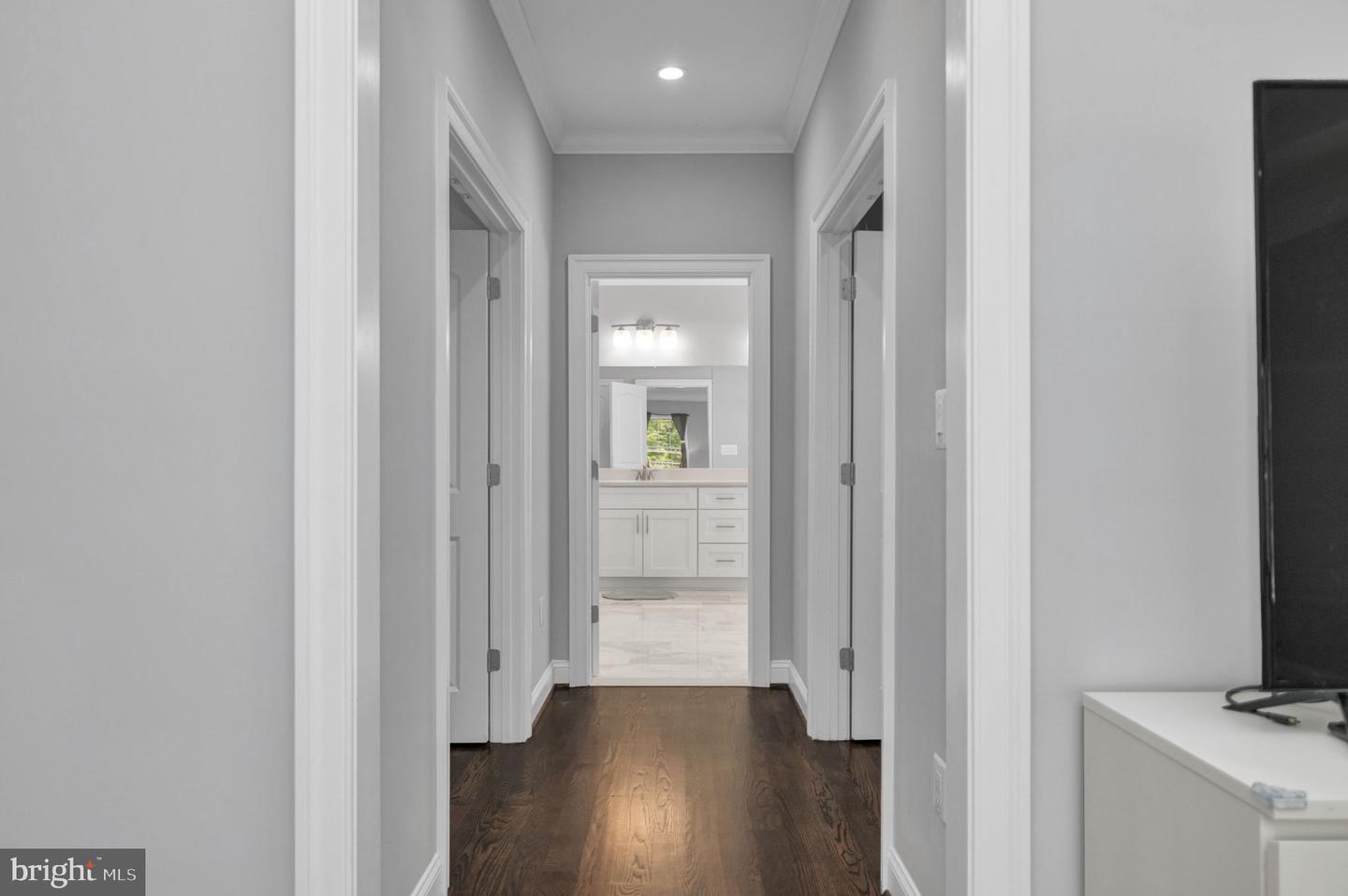 1800 GILSON ST, FALLS CHURCH, Virginia 22043, 6 Bedrooms Bedrooms, ,6 BathroomsBathrooms,Residential,For sale,1800 GILSON ST,VAFX2260938 MLS # VAFX2260938