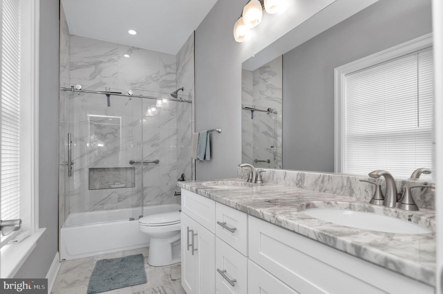 1800 GILSON ST, FALLS CHURCH, Virginia 22043, 6 Bedrooms Bedrooms, ,6 BathroomsBathrooms,Residential,For sale,1800 GILSON ST,VAFX2260938 MLS # VAFX2260938