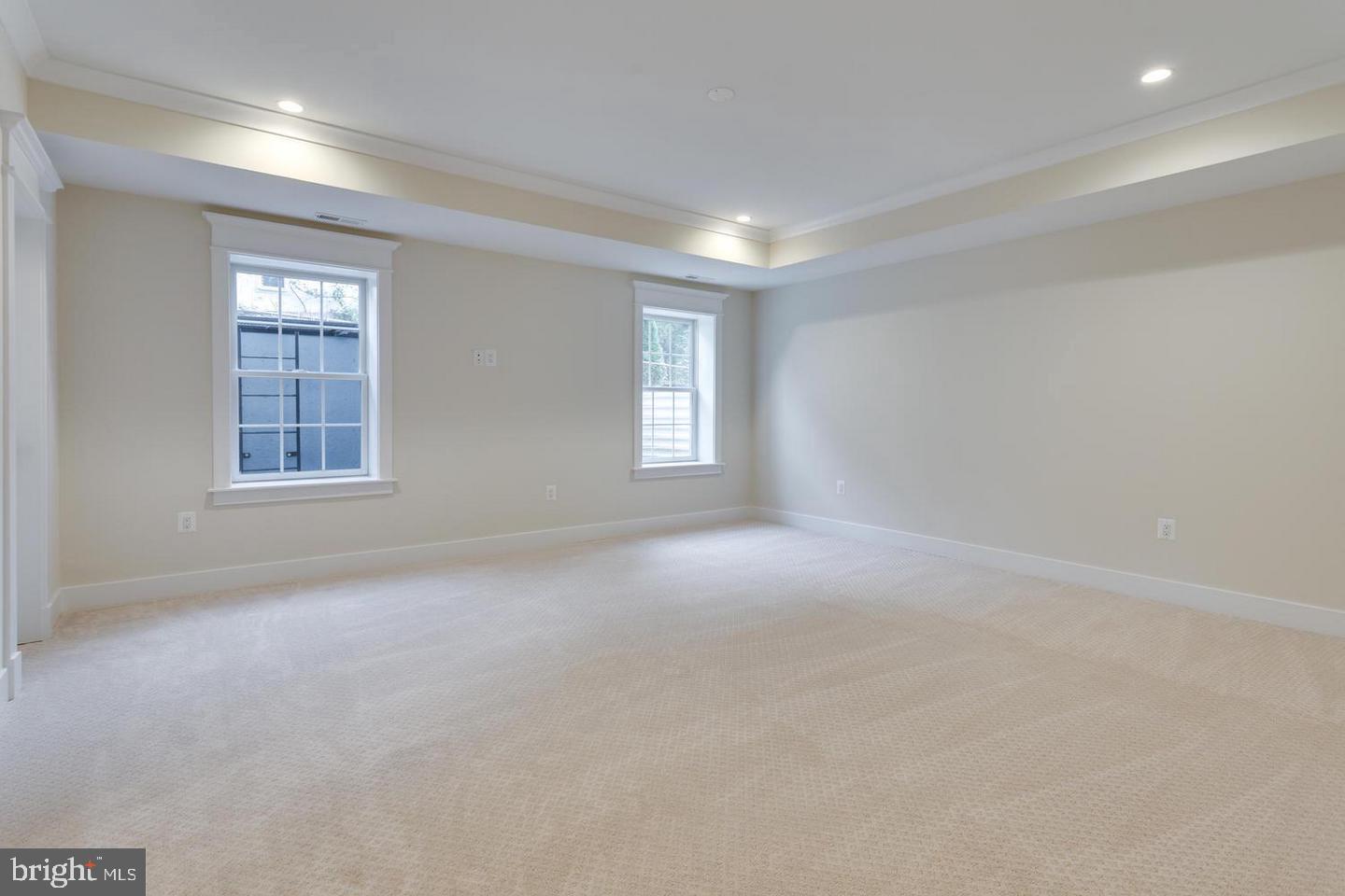 1800 GILSON ST, FALLS CHURCH, Virginia 22043, 6 Bedrooms Bedrooms, ,6 BathroomsBathrooms,Residential,For sale,1800 GILSON ST,VAFX2260938 MLS # VAFX2260938