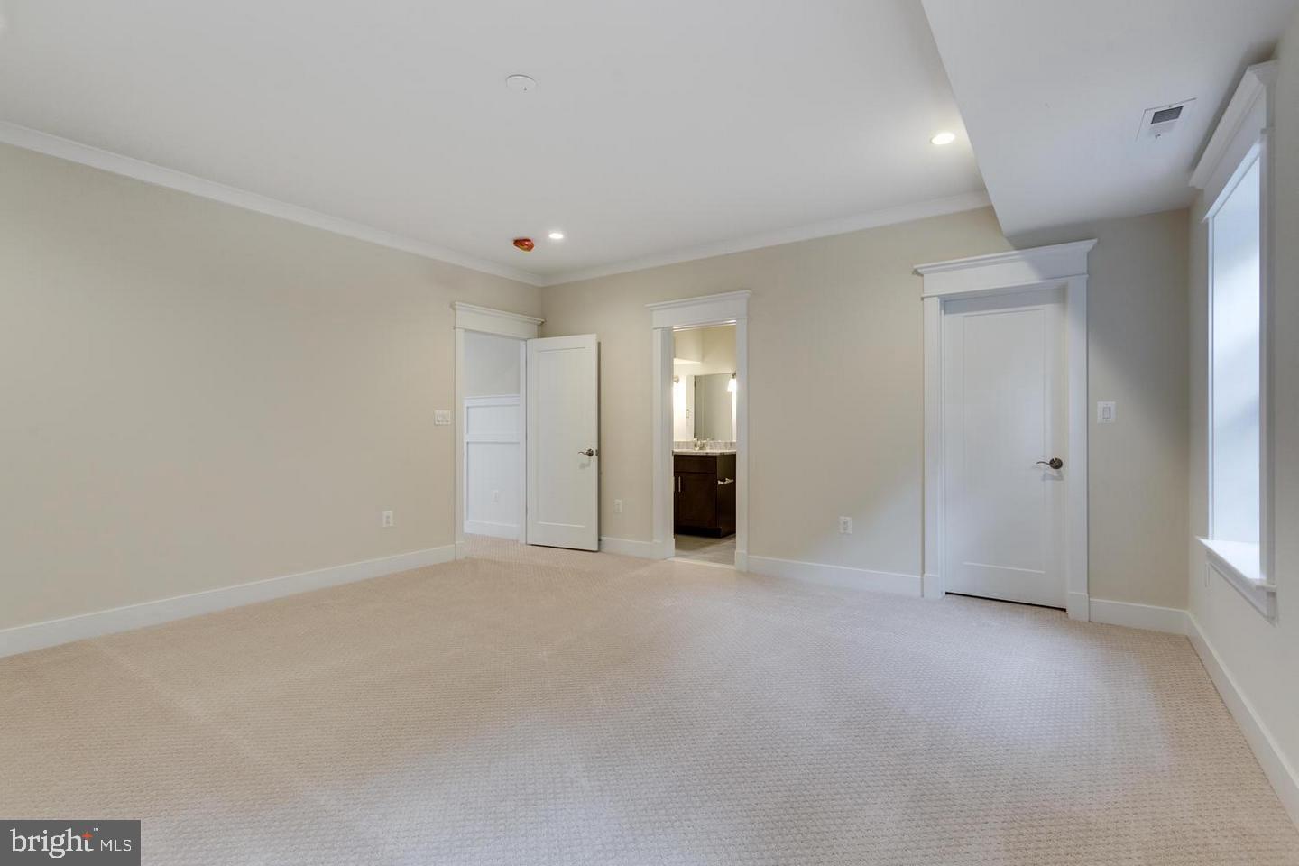 1800 GILSON ST, FALLS CHURCH, Virginia 22043, 6 Bedrooms Bedrooms, ,6 BathroomsBathrooms,Residential,For sale,1800 GILSON ST,VAFX2260938 MLS # VAFX2260938