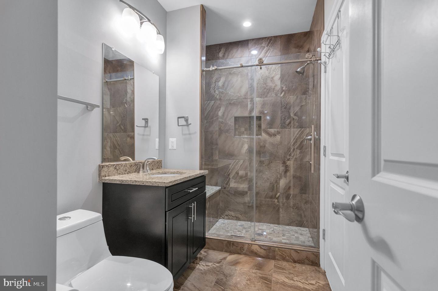 1800 GILSON ST, FALLS CHURCH, Virginia 22043, 6 Bedrooms Bedrooms, ,6 BathroomsBathrooms,Residential,For sale,1800 GILSON ST,VAFX2260938 MLS # VAFX2260938