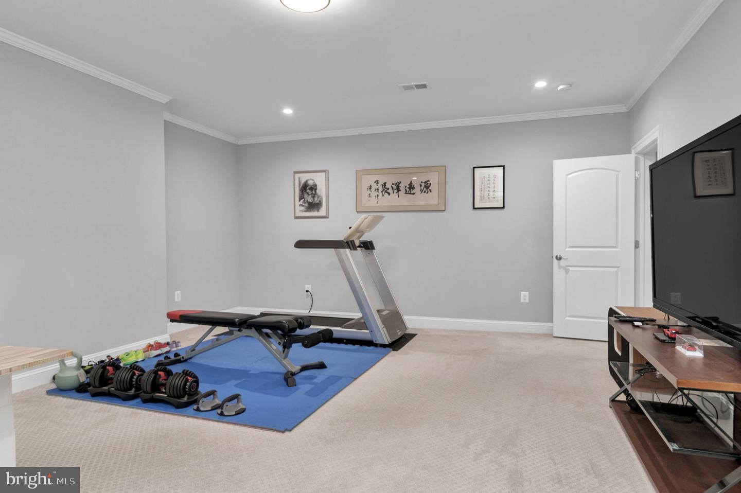 1800 GILSON ST, FALLS CHURCH, Virginia 22043, 6 Bedrooms Bedrooms, ,6 BathroomsBathrooms,Residential,For sale,1800 GILSON ST,VAFX2260938 MLS # VAFX2260938