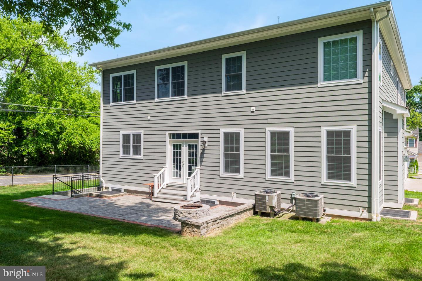 1800 GILSON ST, FALLS CHURCH, Virginia 22043, 6 Bedrooms Bedrooms, ,6 BathroomsBathrooms,Residential,For sale,1800 GILSON ST,VAFX2260938 MLS # VAFX2260938