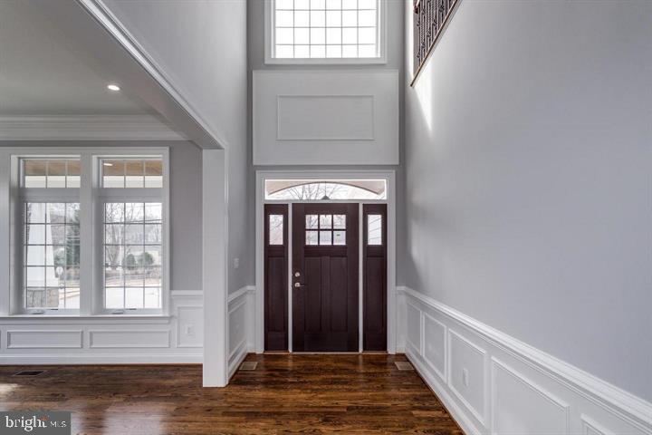1800 GILSON ST, FALLS CHURCH, Virginia 22043, 6 Bedrooms Bedrooms, ,6 BathroomsBathrooms,Residential,For sale,1800 GILSON ST,VAFX2260938 MLS # VAFX2260938