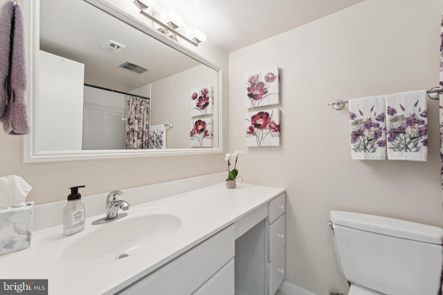 12705 DARA DR #301, WOODBRIDGE, Virginia 22192, 1 Bedroom Bedrooms, 4 Rooms Rooms,1 BathroomBathrooms,Residential,For sale,12705 DARA DR #301,VAPW2101396 MLS # VAPW2101396