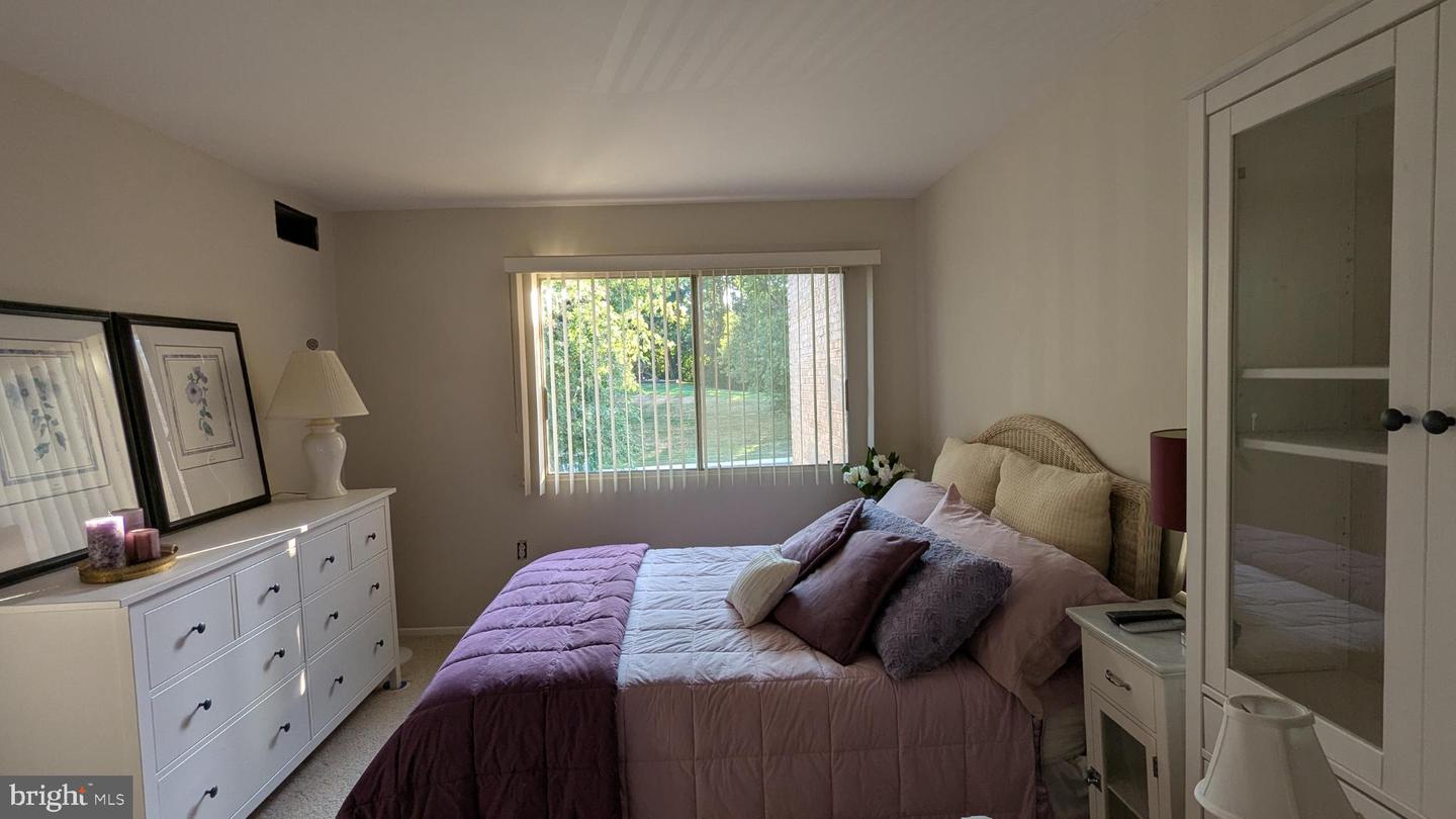 12705 DARA DR #301, WOODBRIDGE, Virginia 22192, 1 Bedroom Bedrooms, 4 Rooms Rooms,1 BathroomBathrooms,Residential,For sale,12705 DARA DR #301,VAPW2101396 MLS # VAPW2101396