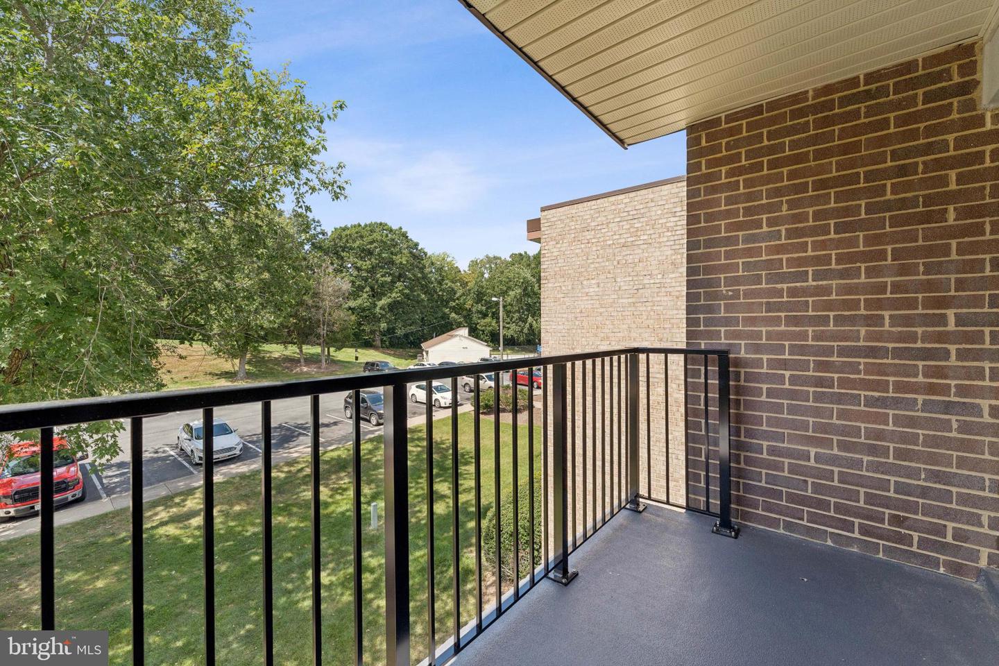 12705 DARA DR #301, WOODBRIDGE, Virginia 22192, 1 Bedroom Bedrooms, 4 Rooms Rooms,1 BathroomBathrooms,Residential,For sale,12705 DARA DR #301,VAPW2101396 MLS # VAPW2101396