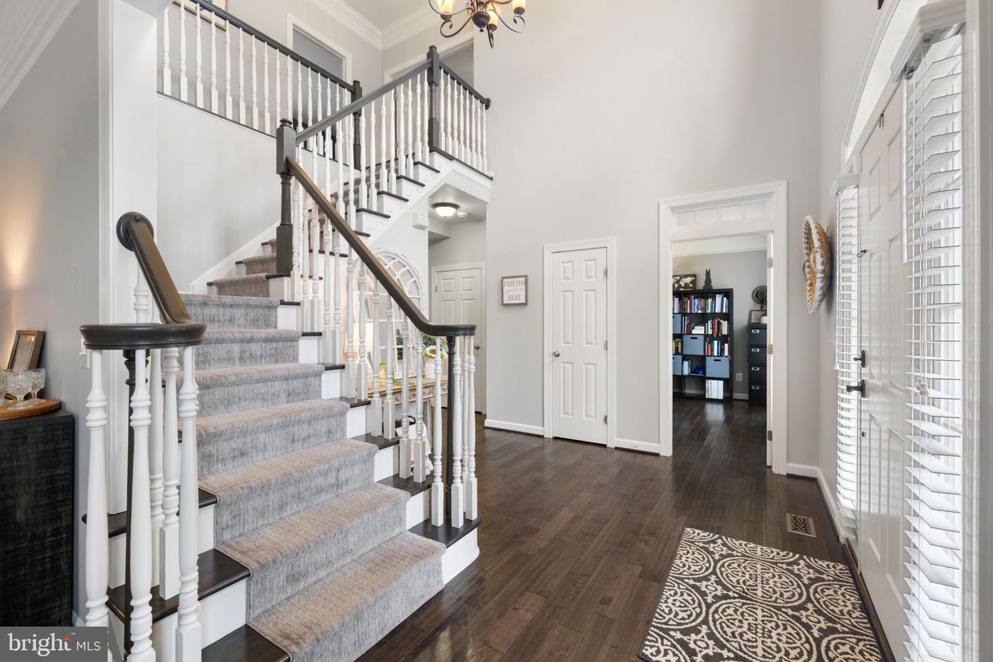 5932 AMBER RIDGE RD, HAYMARKET, Virginia 20169, 4 Bedrooms Bedrooms, 10 Rooms Rooms,4 BathroomsBathrooms,Residential,For sale,5932 AMBER RIDGE RD,VAPW2101490 MLS # VAPW2101490