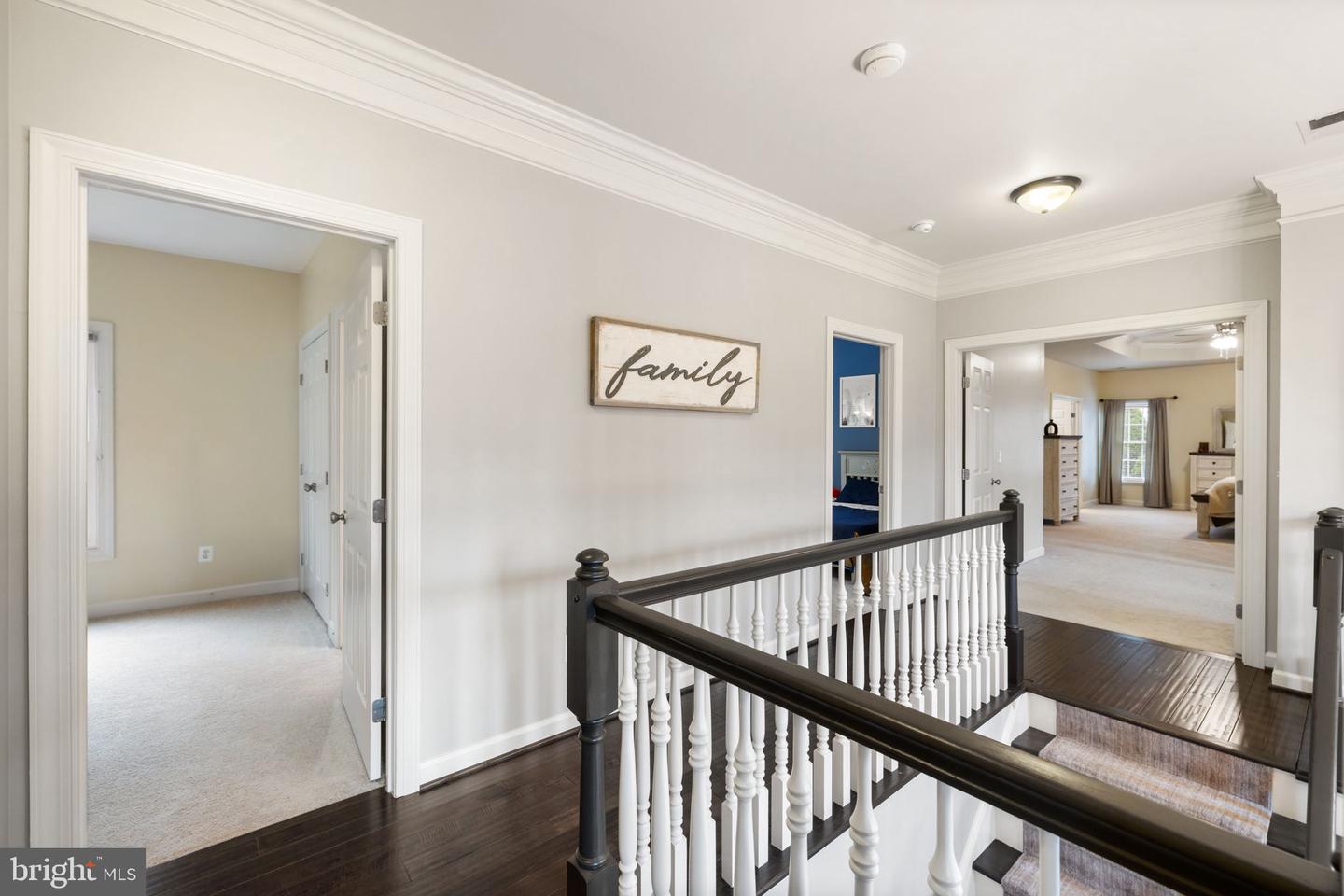 5932 AMBER RIDGE RD, HAYMARKET, Virginia 20169, 4 Bedrooms Bedrooms, 10 Rooms Rooms,4 BathroomsBathrooms,Residential,For sale,5932 AMBER RIDGE RD,VAPW2101490 MLS # VAPW2101490