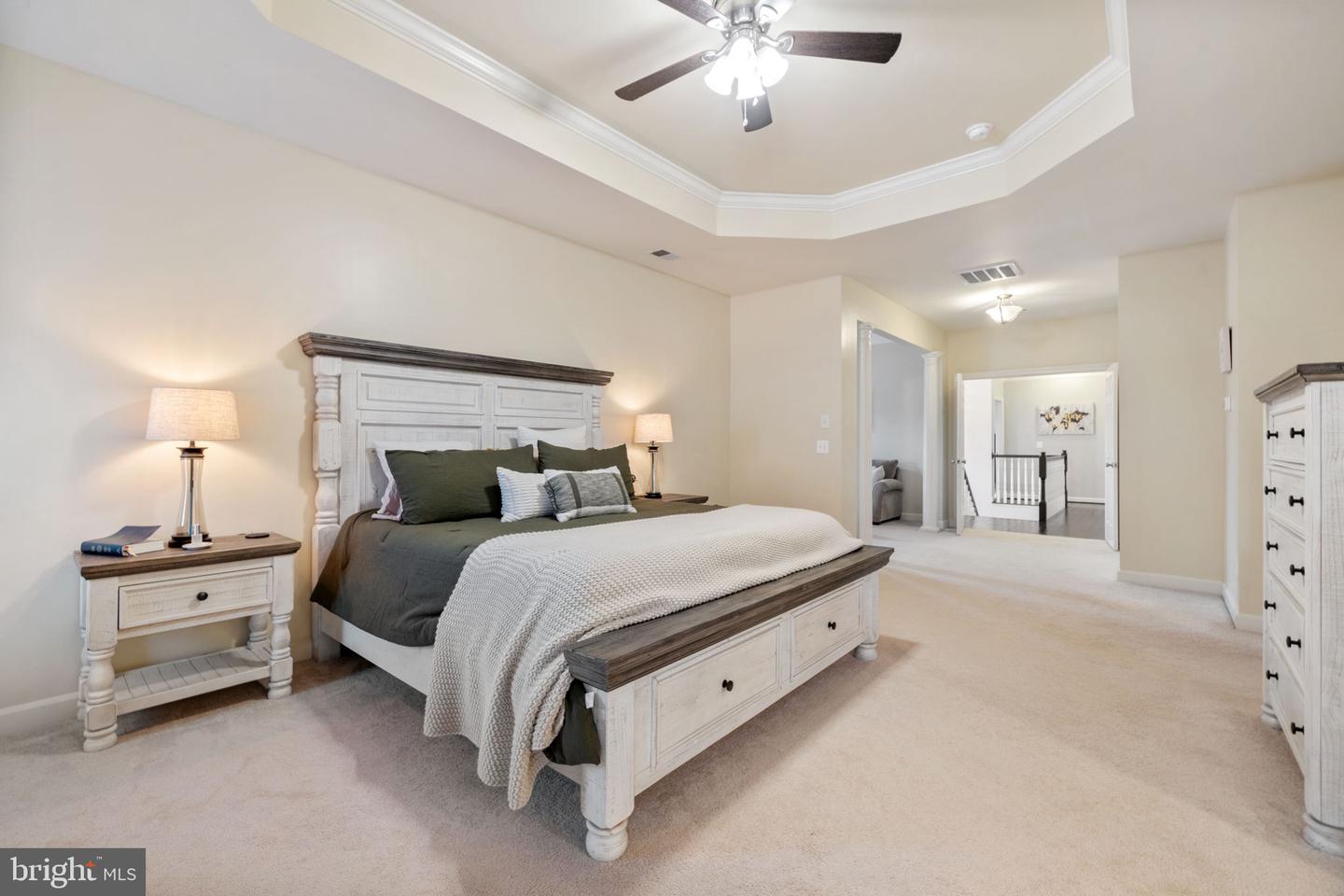 5932 AMBER RIDGE RD, HAYMARKET, Virginia 20169, 4 Bedrooms Bedrooms, 10 Rooms Rooms,4 BathroomsBathrooms,Residential,For sale,5932 AMBER RIDGE RD,VAPW2101490 MLS # VAPW2101490