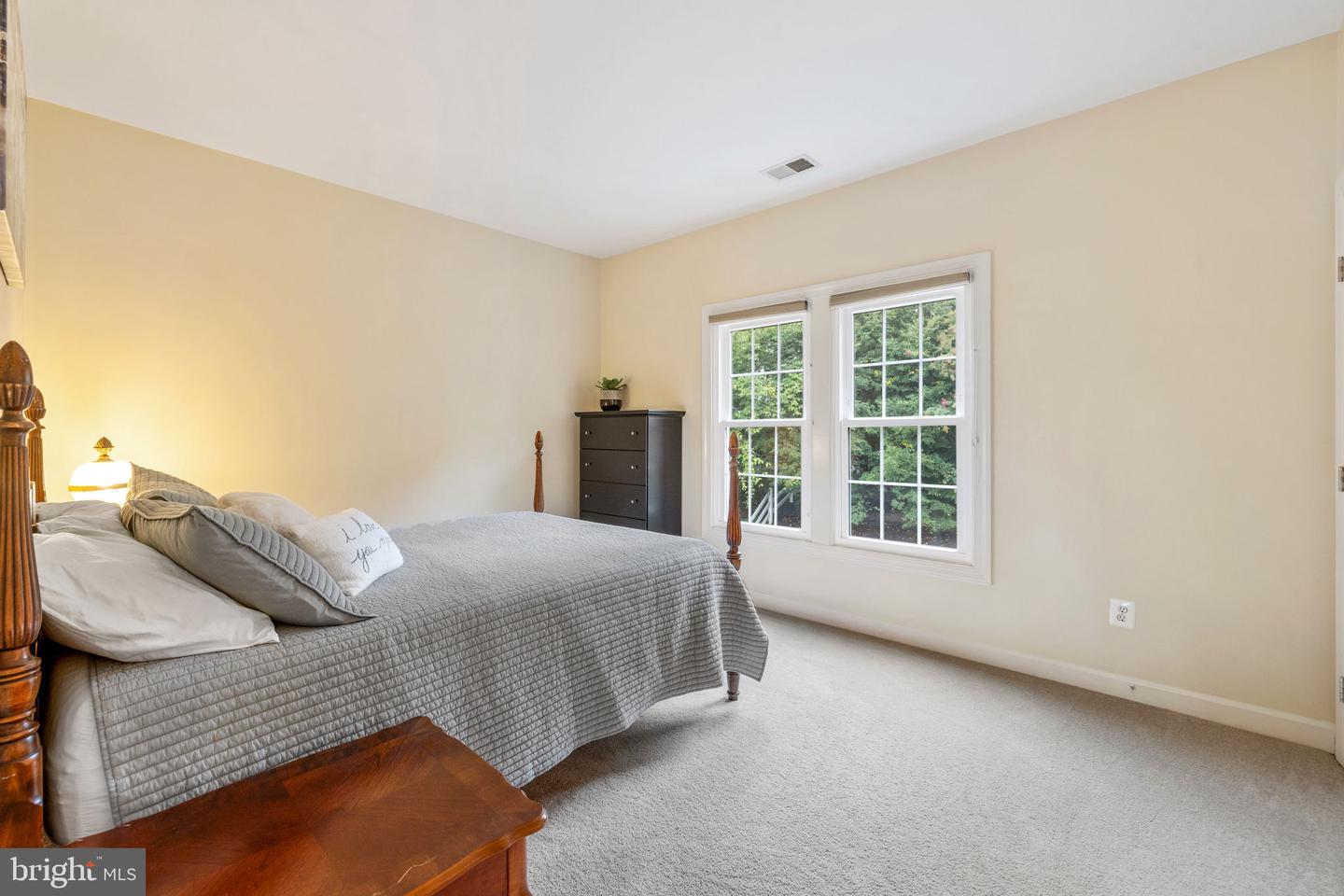5932 AMBER RIDGE RD, HAYMARKET, Virginia 20169, 4 Bedrooms Bedrooms, 10 Rooms Rooms,4 BathroomsBathrooms,Residential,For sale,5932 AMBER RIDGE RD,VAPW2101490 MLS # VAPW2101490